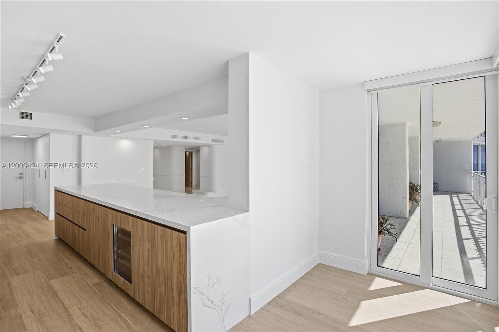 600 Grapetree Dr 4BS photo 15