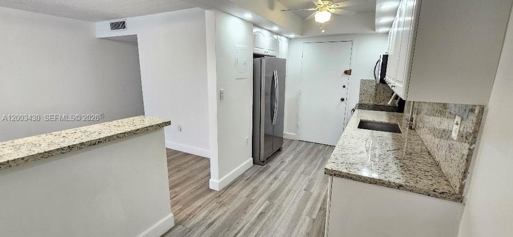 18051 Biscayne Blvd 802 photo 2