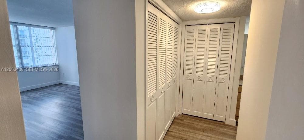 18051 Biscayne Blvd 802 photo 6