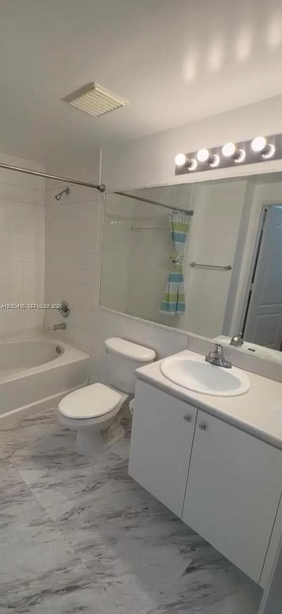 5077 7th St 1107 photo 13