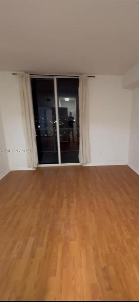 5077 7th St 1107 photo 14