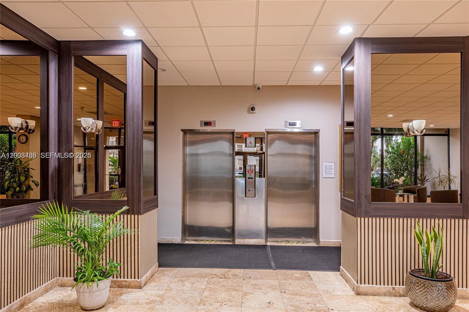 437 Golden Isles Dr 4J photo 7