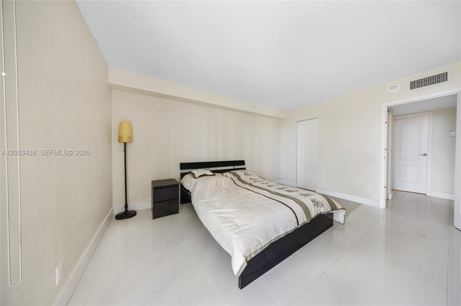 100 Bayview Dr 606 photo 16