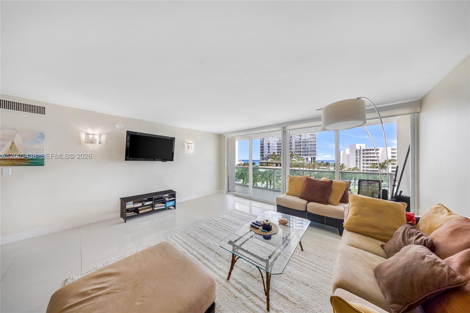 100 Bayview Dr 606 photo 8