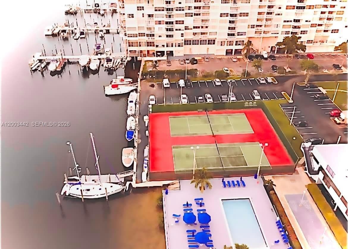 2750 183rd St 407 photo 17