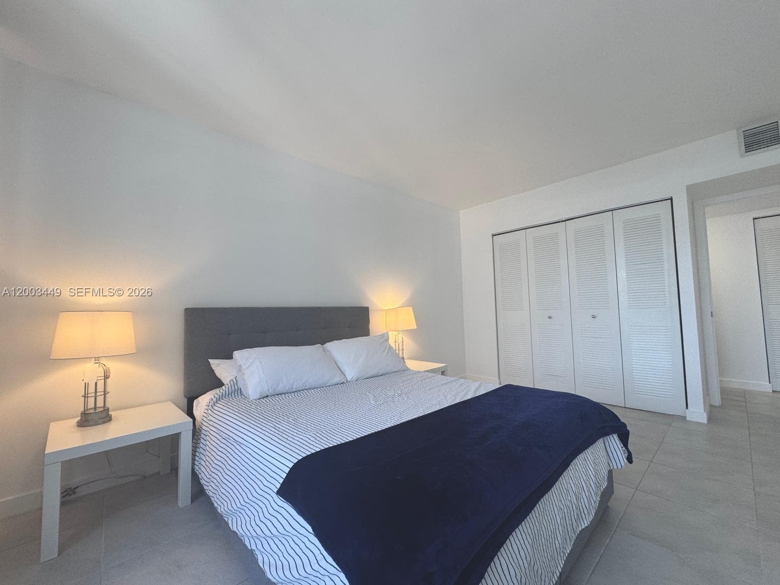 3800 Ocean Dr 1710 photo 12