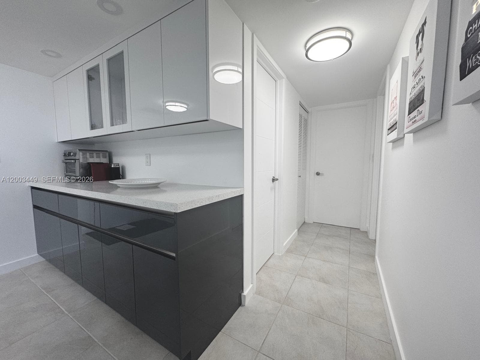 3800 Ocean Dr 1710 photo 5