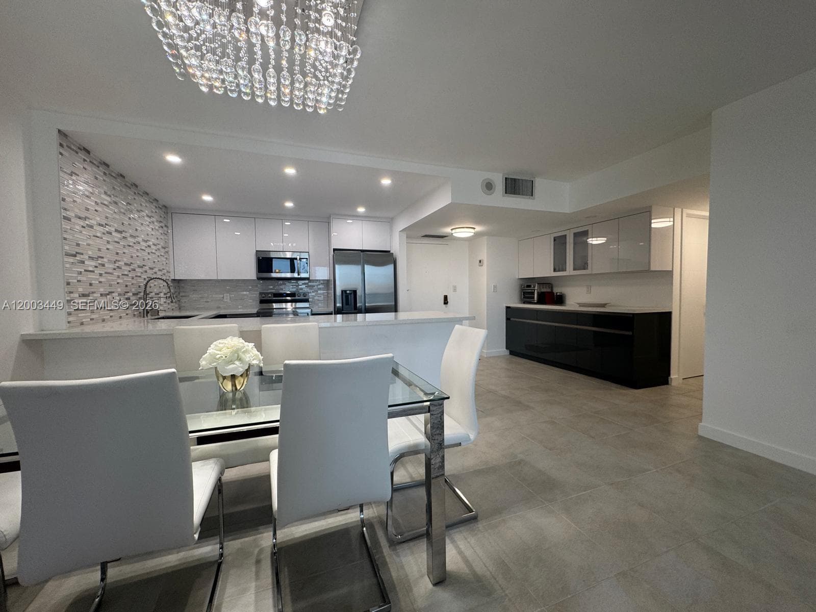 3800 Ocean Dr 1710 photo 8