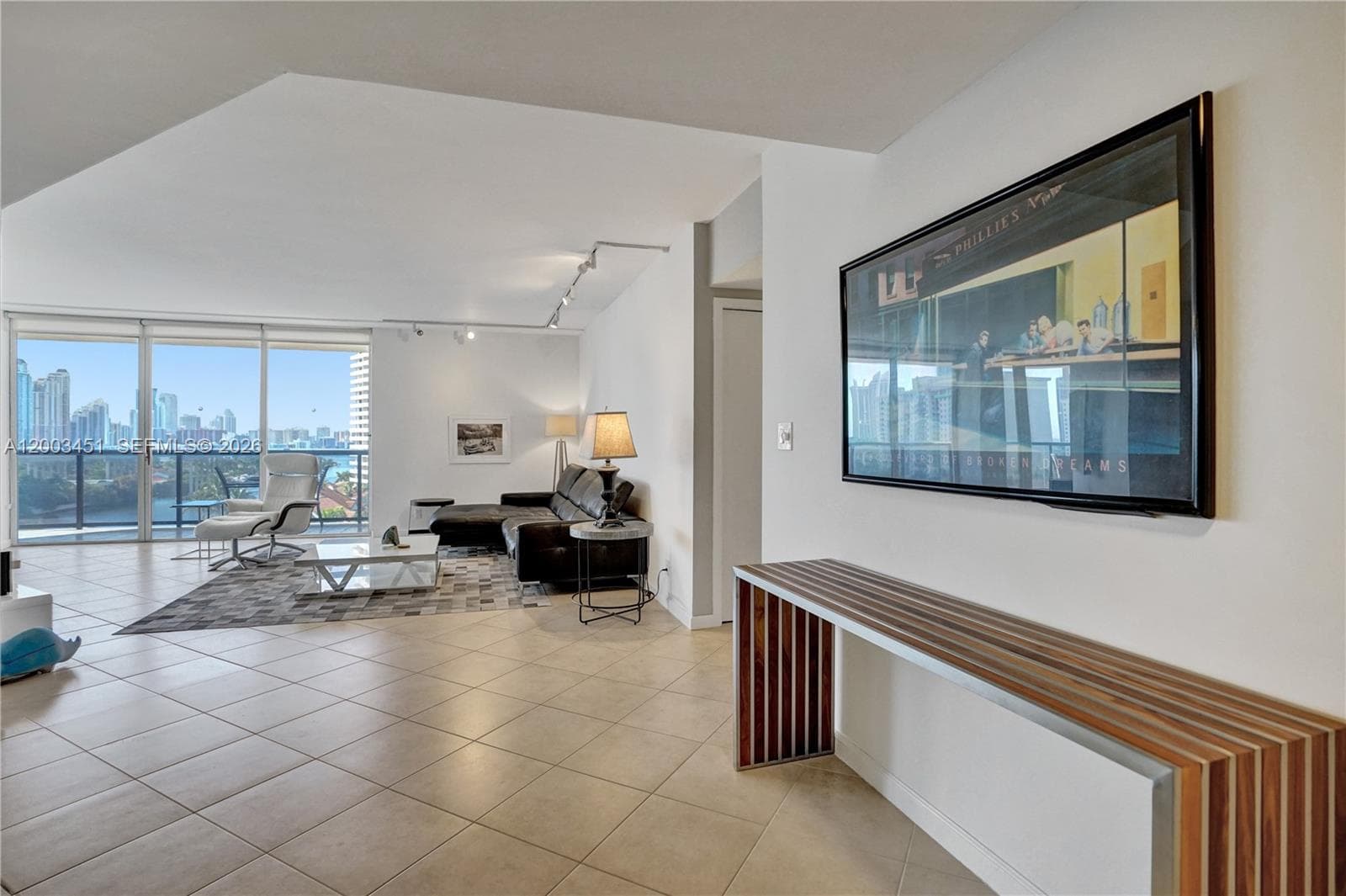 19667 Turnberry Way 9B photo 16