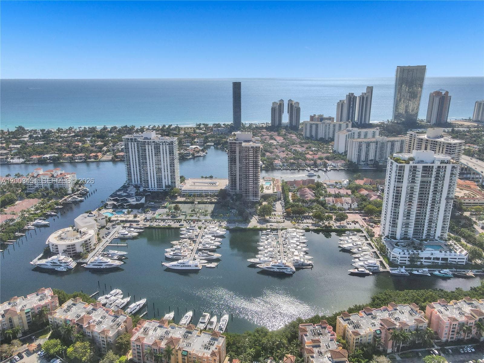 19667 Turnberry Way 9B photo 12