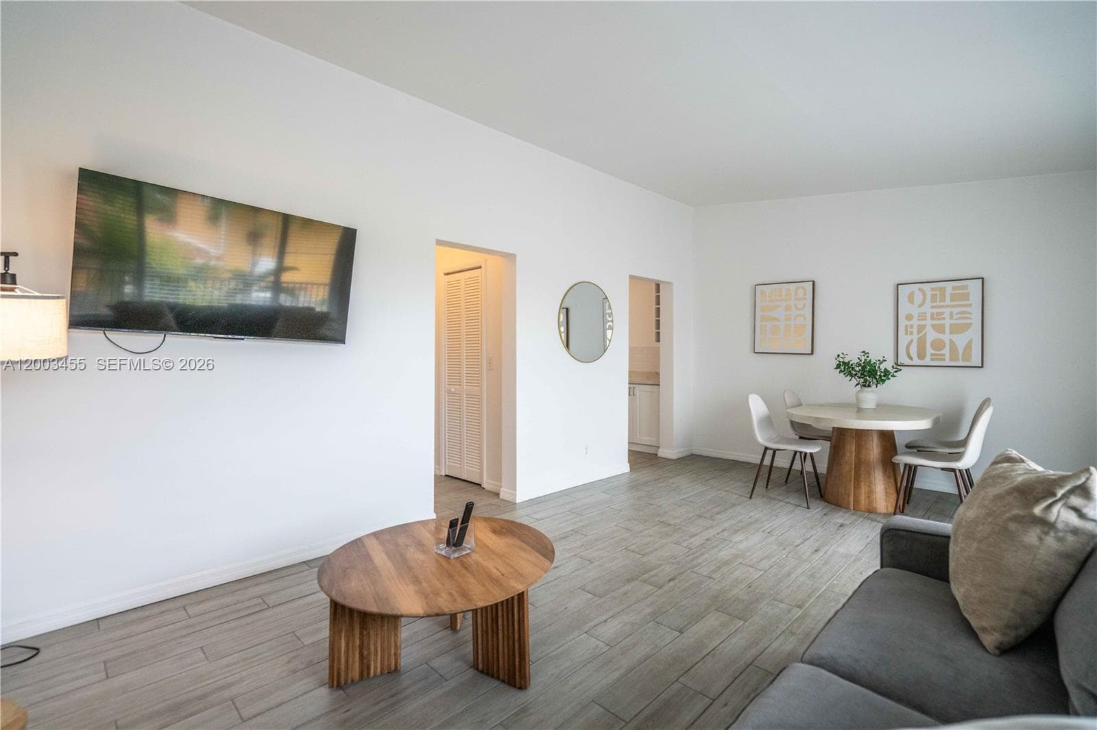 1750 Treasure Dr 7 photo 5