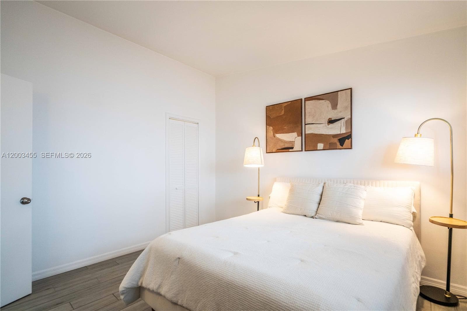 1750 Treasure Dr 7 photo 11