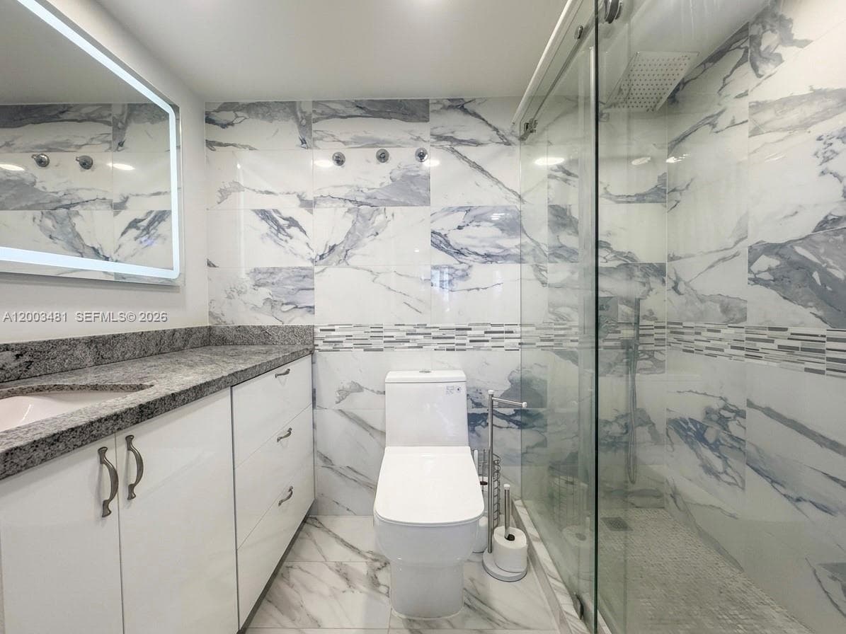 3800 Ocean Dr 802 photo 7