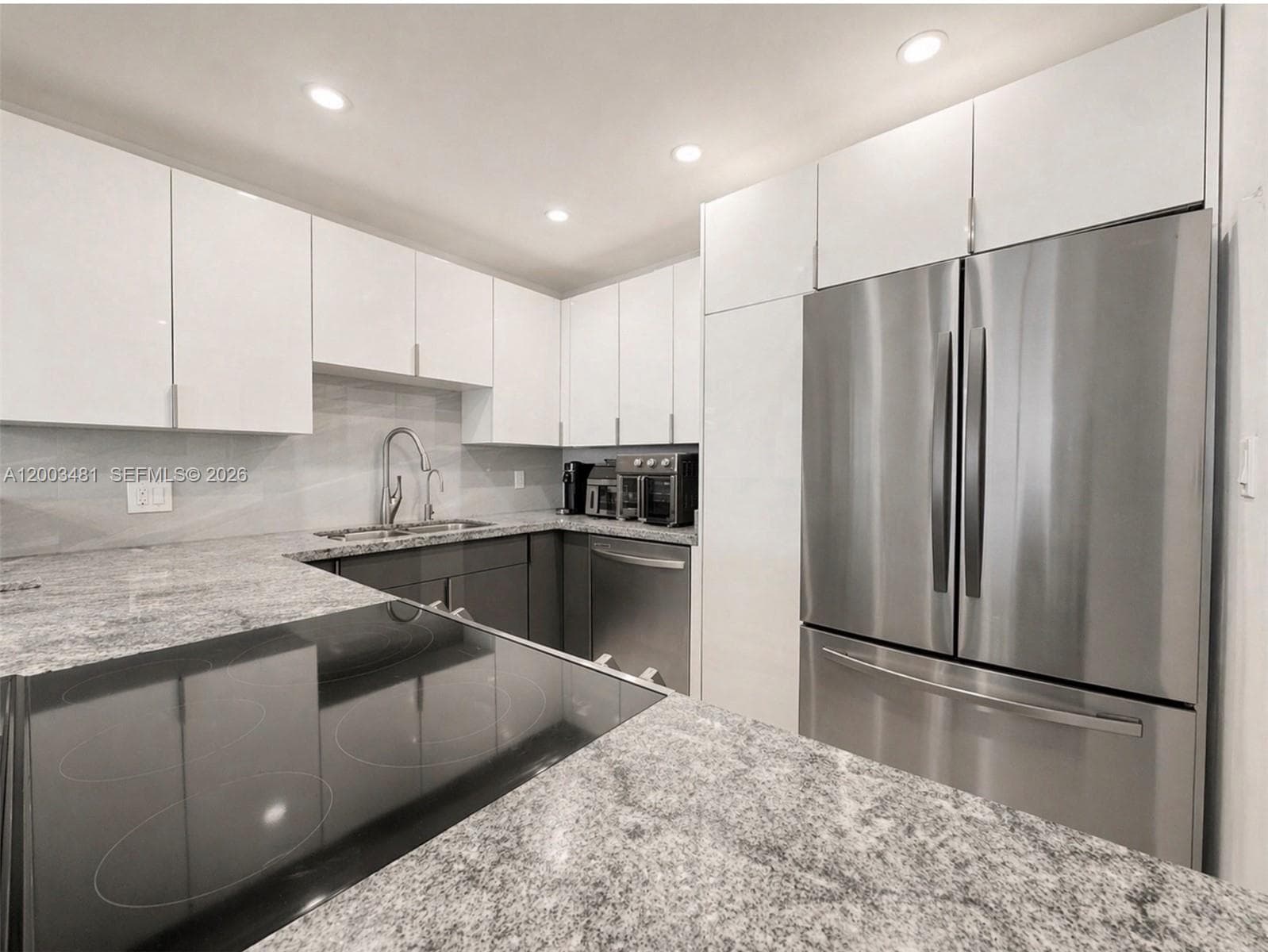 3800 Ocean Dr 802 photo 1