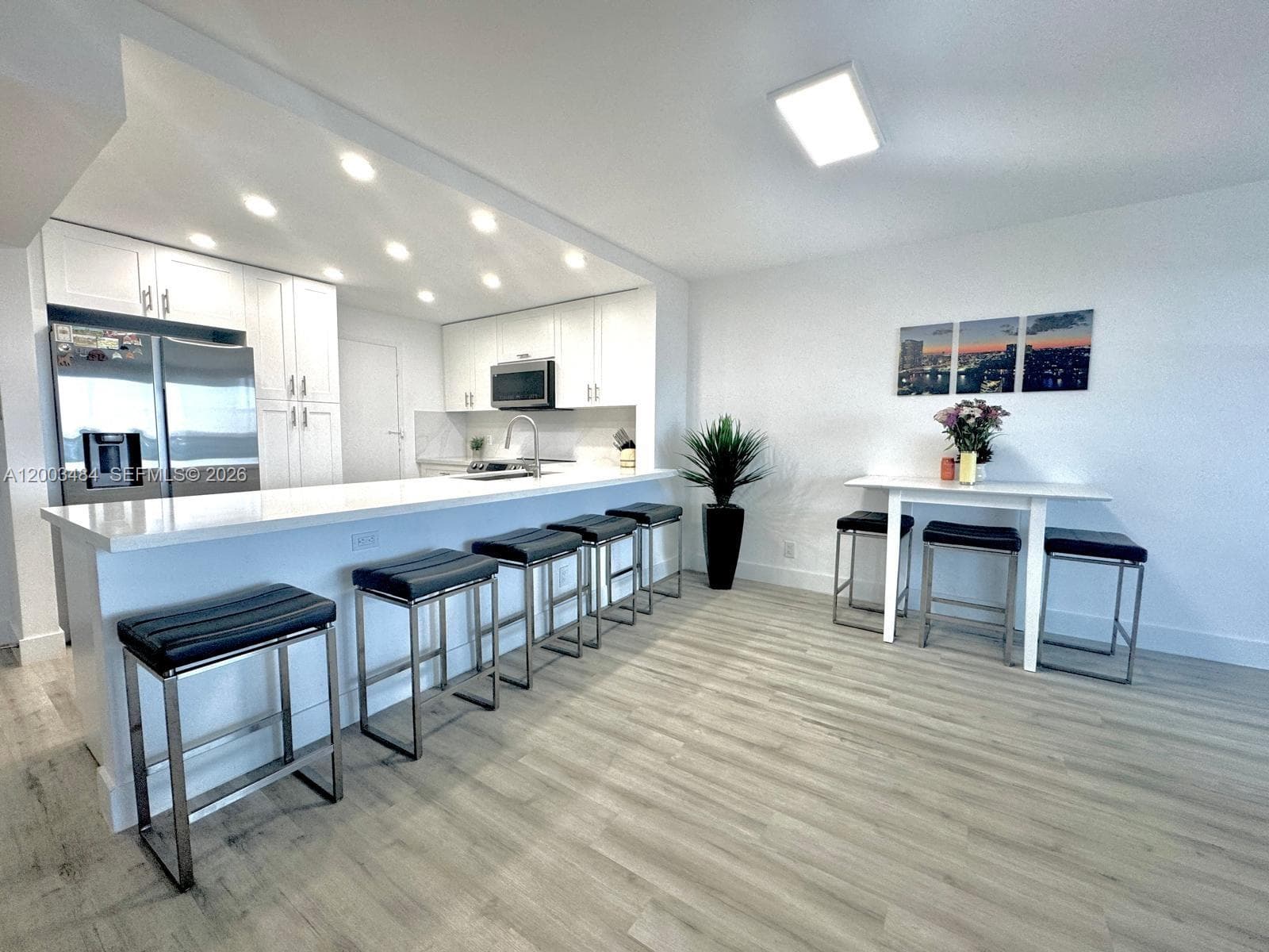 3800 Ocean Dr 1812 photo 1