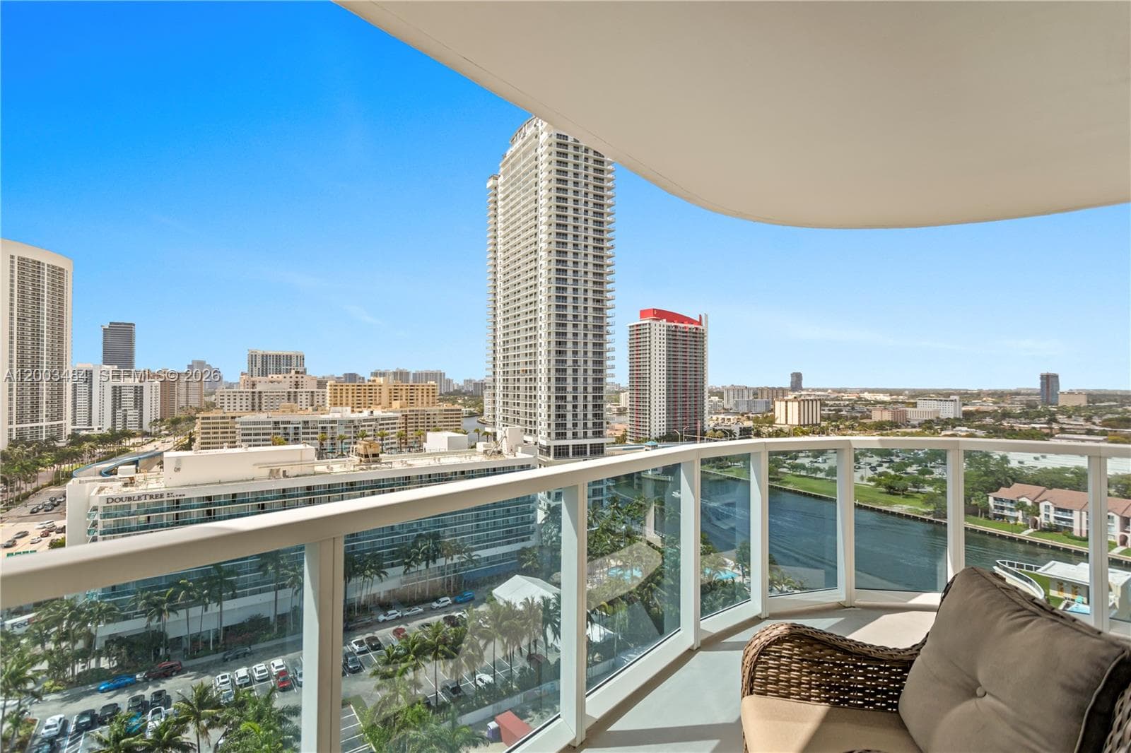 3800 Ocean Dr 1812 photo 4