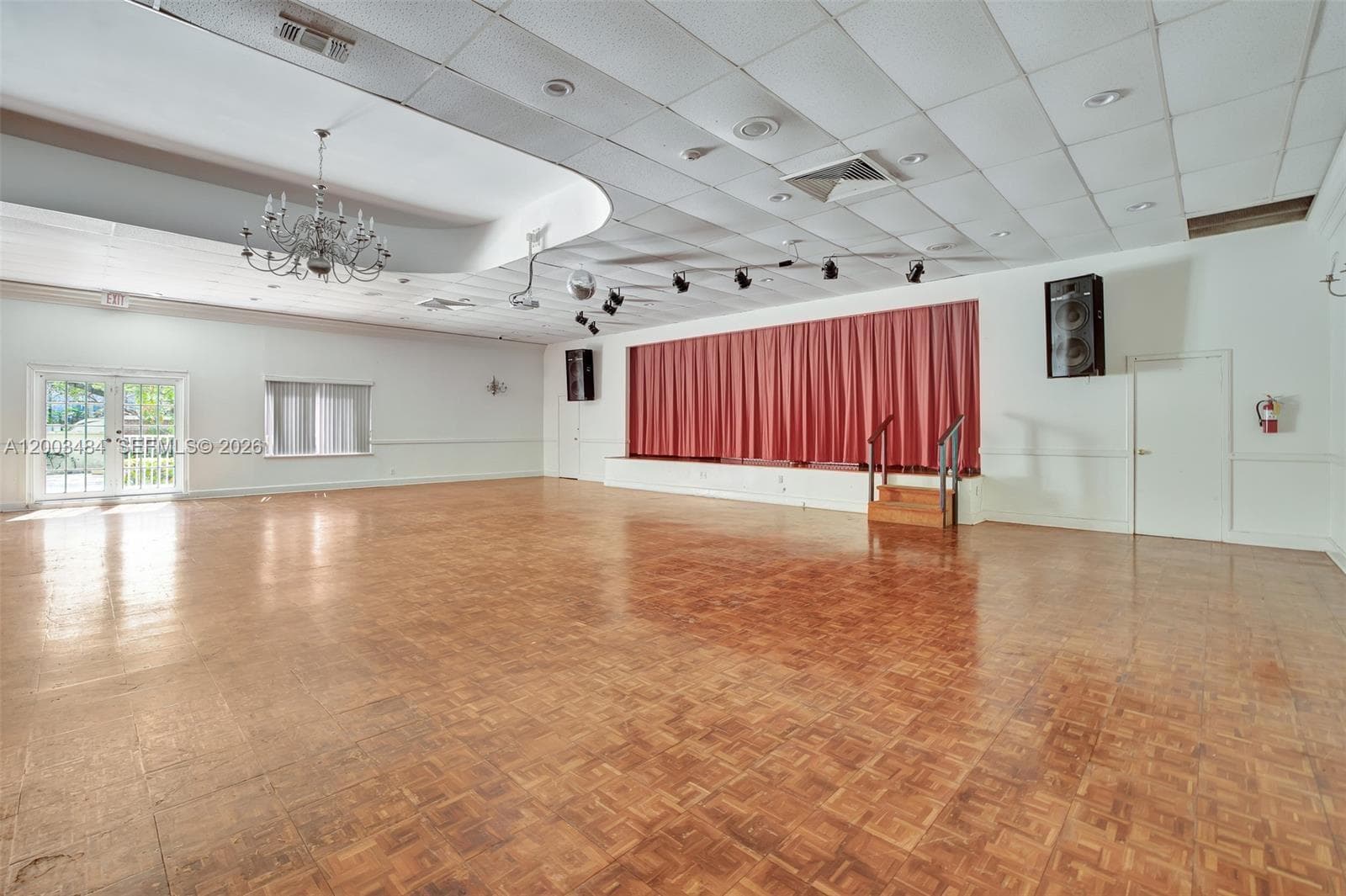 3800 Ocean Dr 1812 photo 21