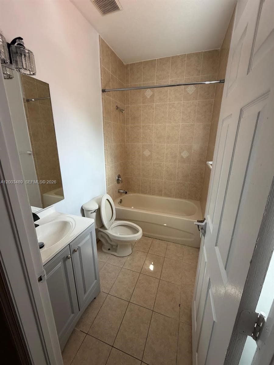 4953 Windward Way 4202 photo 8