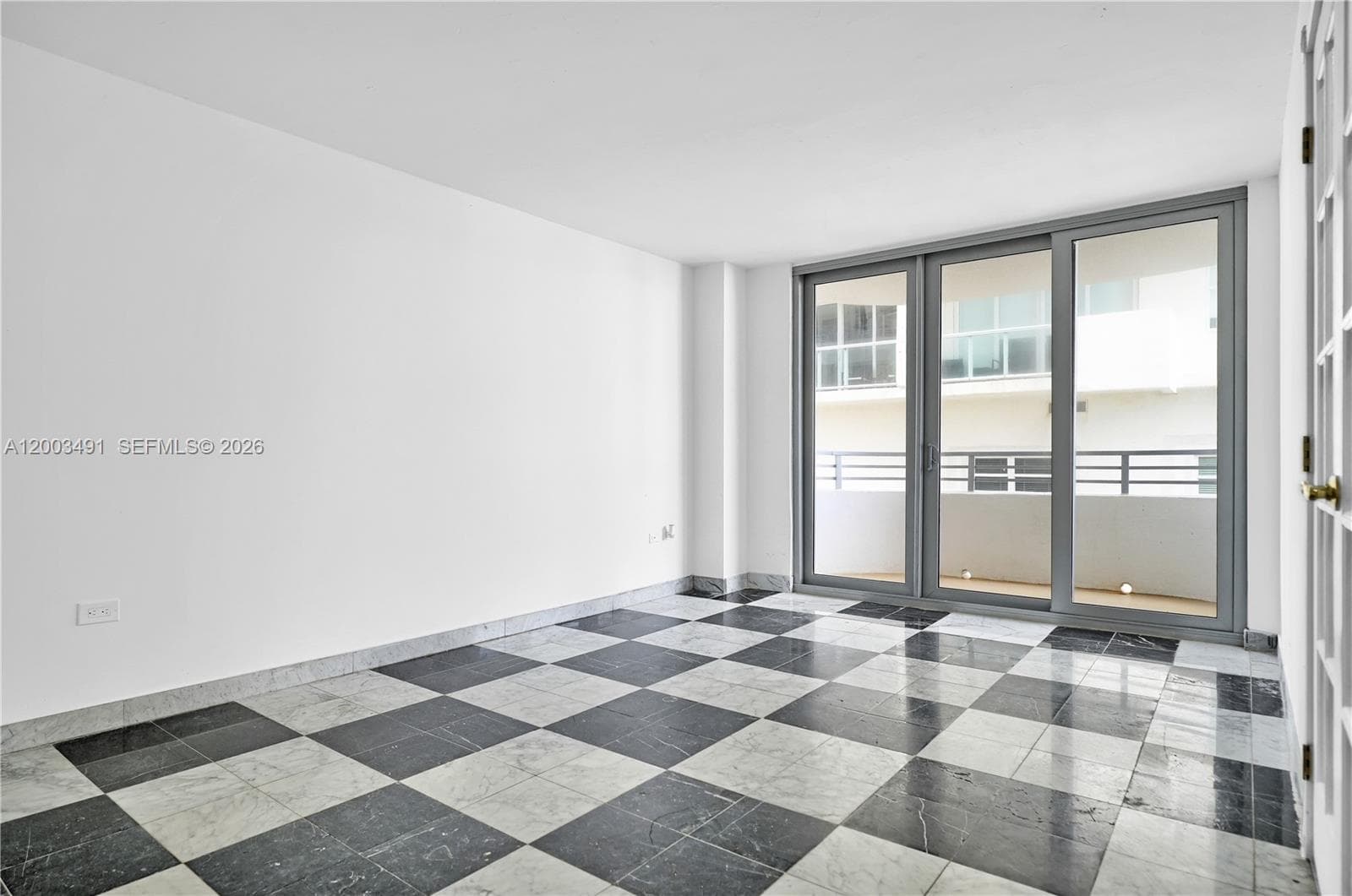 5555 Collins Ave 3C photo 16