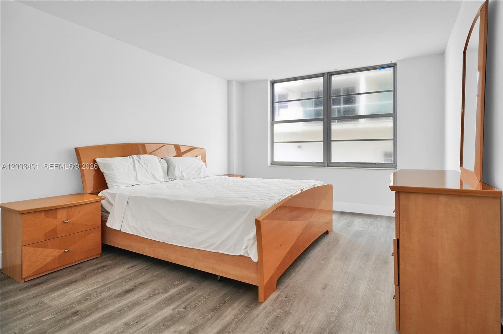 5555 Collins Ave 3C photo 9