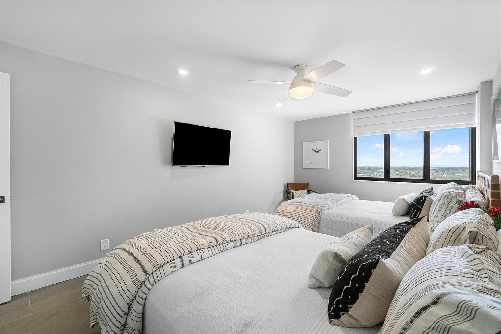 3420 S Ocean Boulevard 14x photo 15