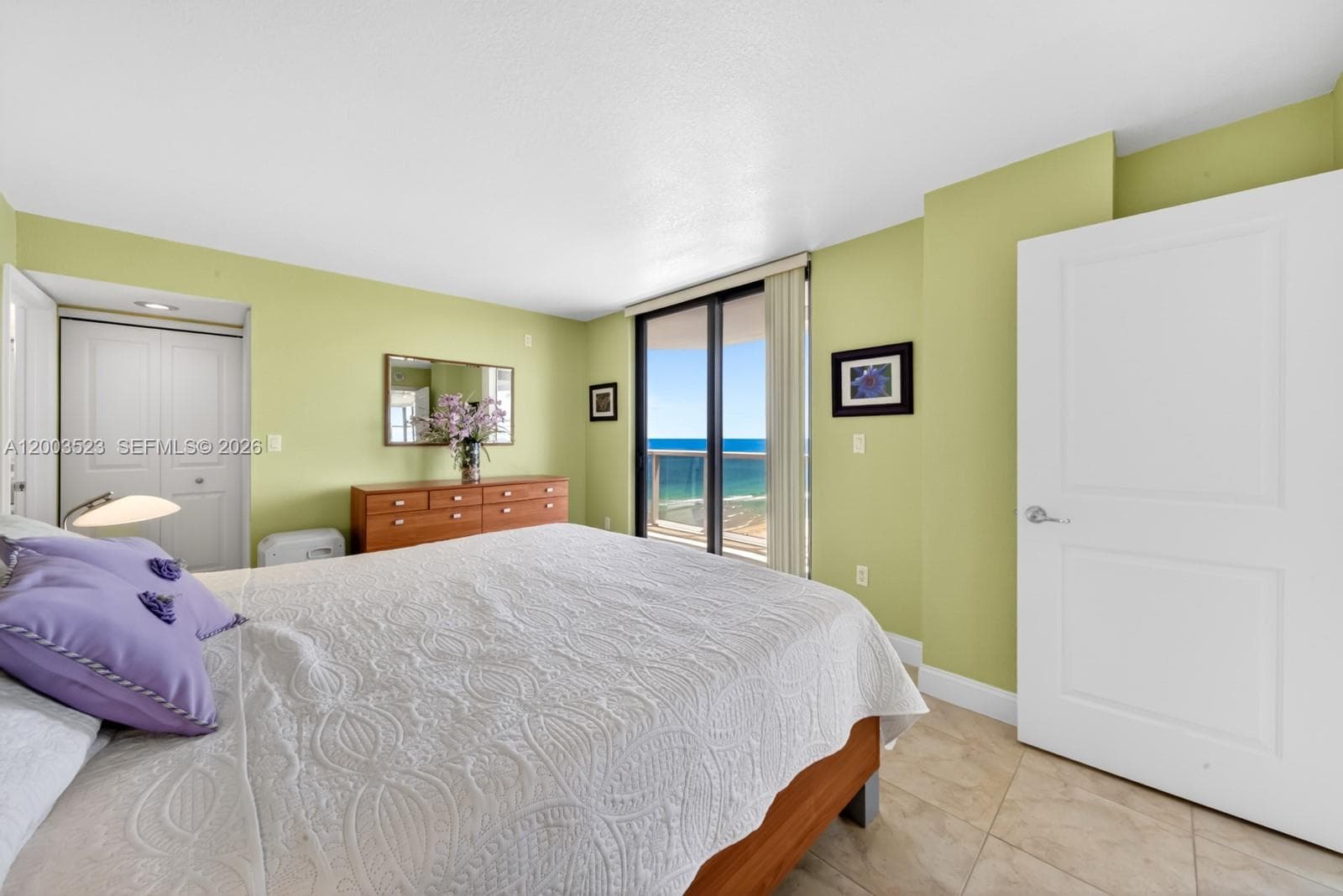 6423 Collins Ave 1204 photo 10