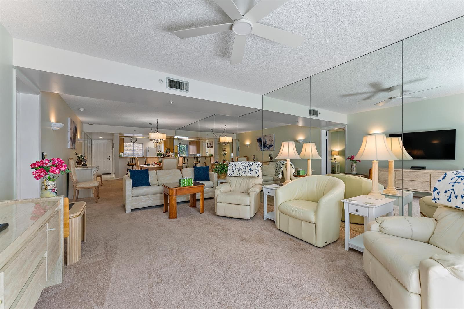 1001 Seafarer Circle 204 photo 19