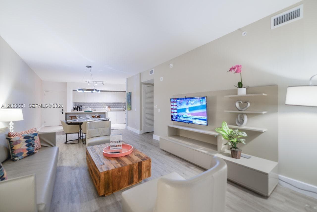 4111 Ocean Dr 2207 photo 17