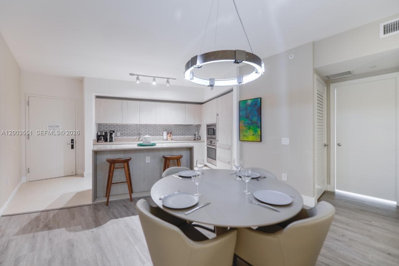 4111 Ocean Dr 2207 photo 16