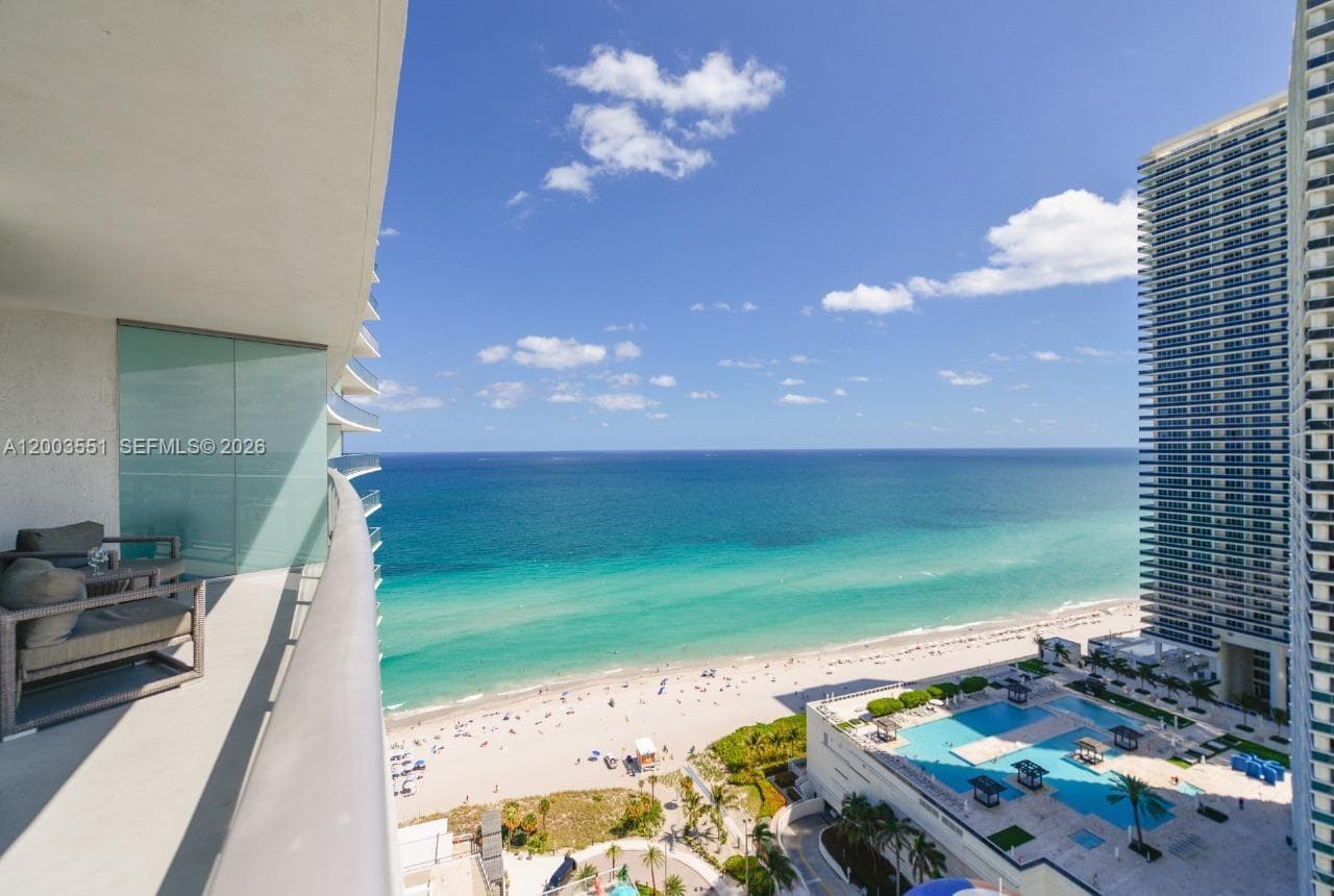 4111 Ocean Dr 2207 photo 5