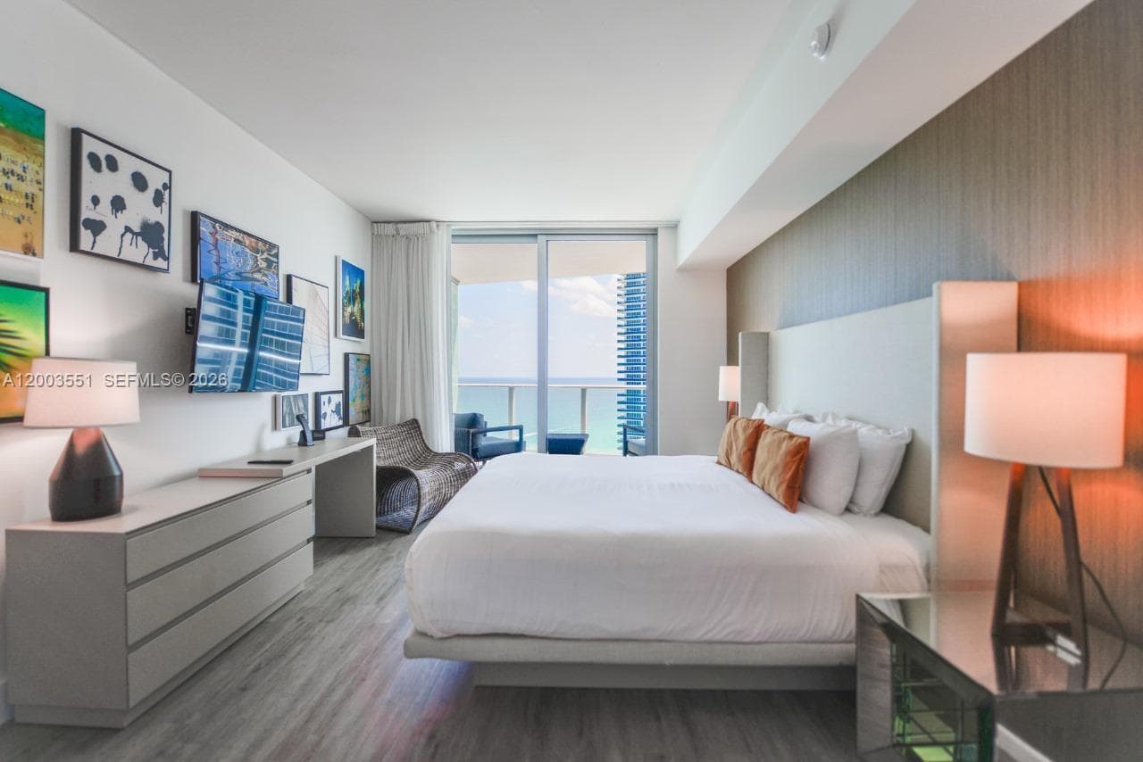 4111 Ocean Dr 2207 photo 20