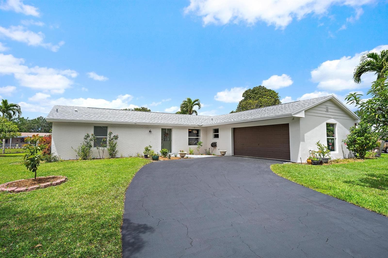 9831 Hyacinth Circle S photo 1