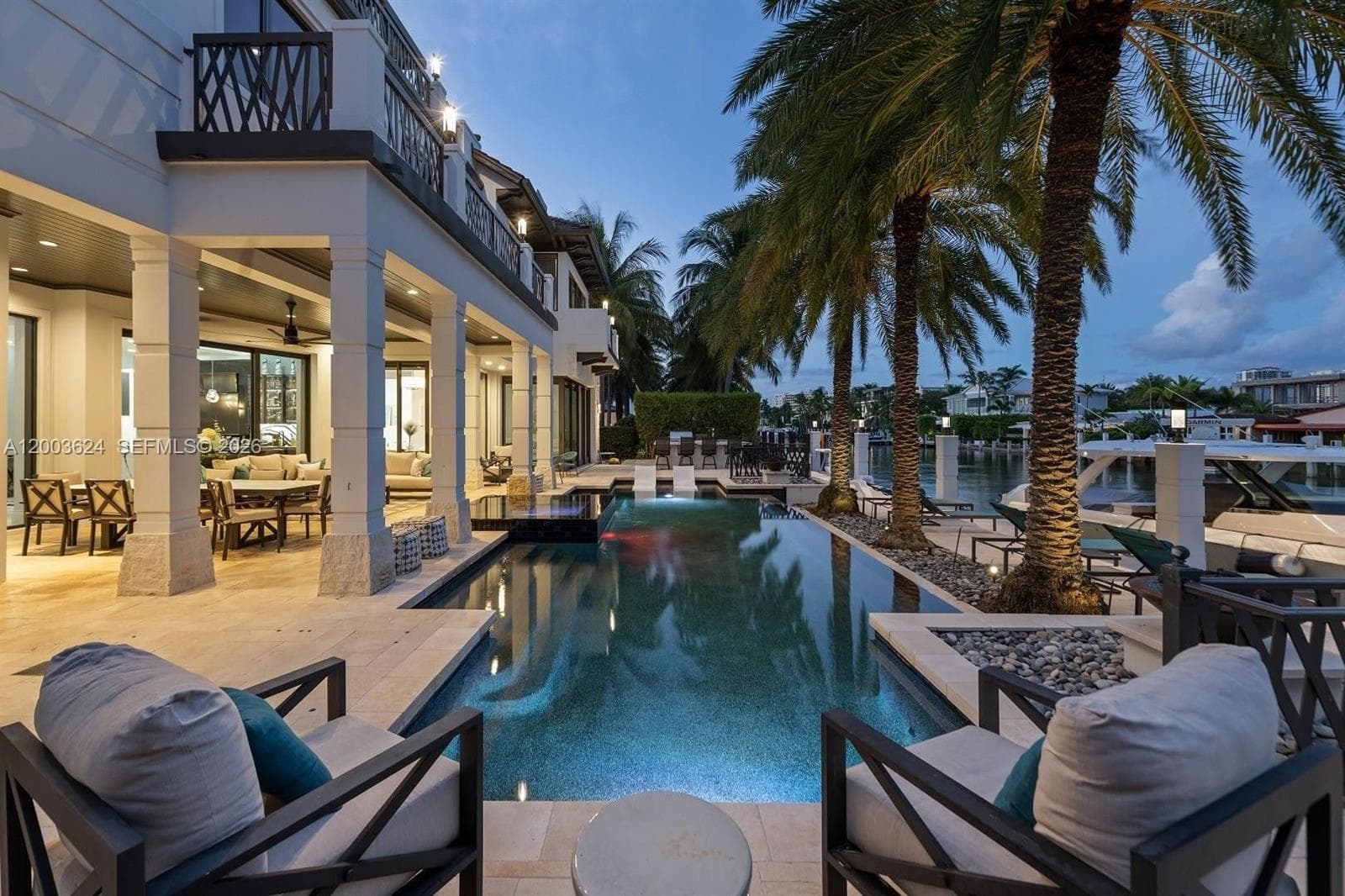 720 Isle Of Palms Dr photo 4