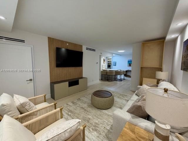 2501 Ocean Dr 833 (AVAILABLE MAY) photo 4