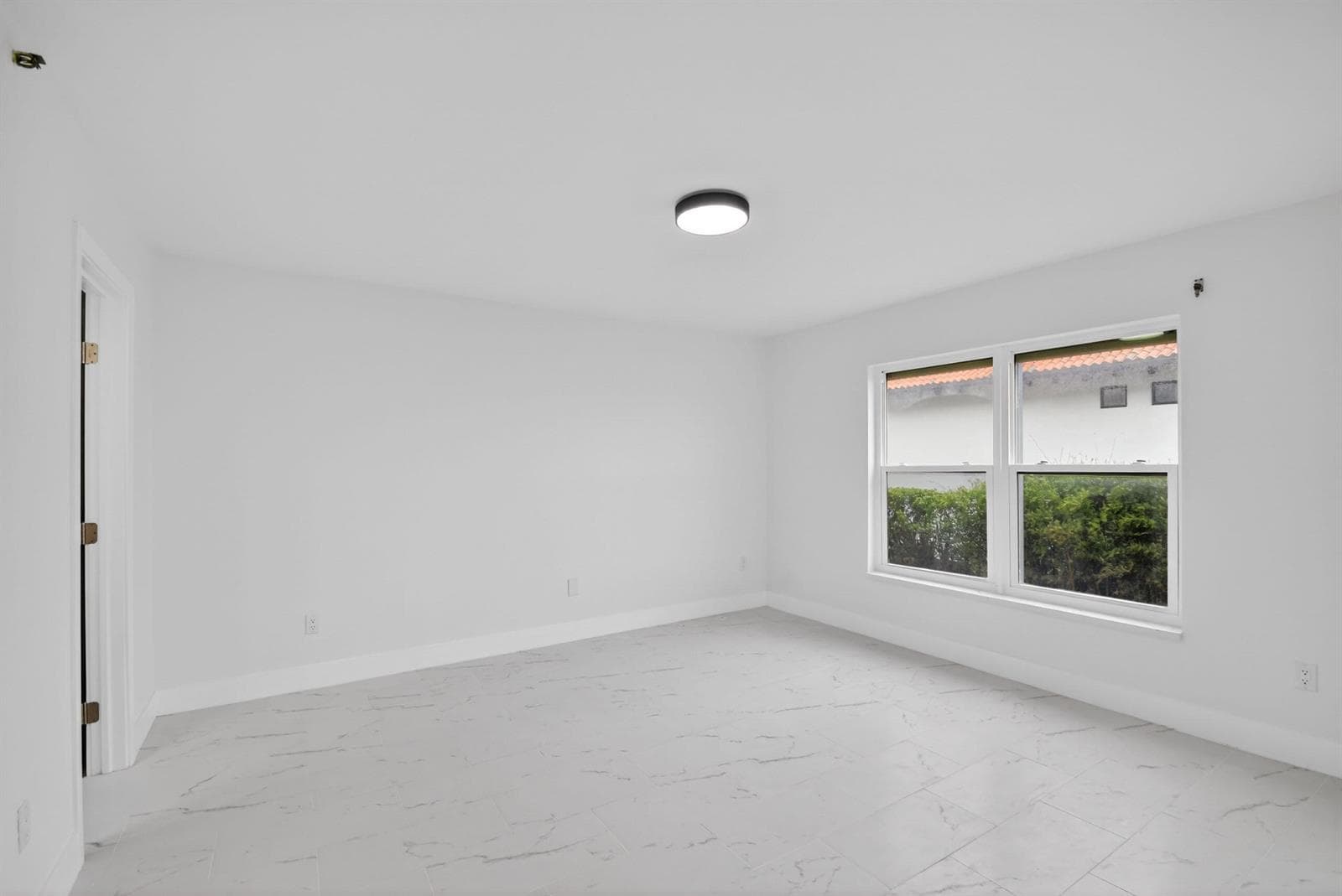 896 N Federal Highway 224 photo 11