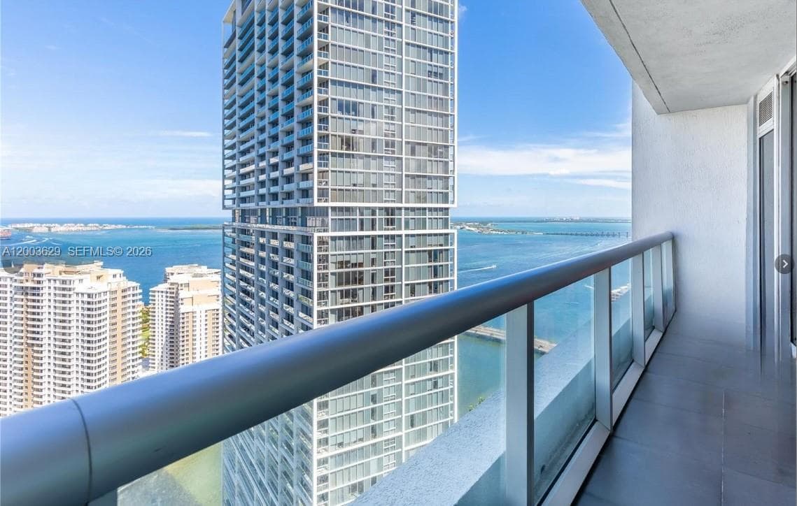 485 Brickell Ave 4501 photo 19