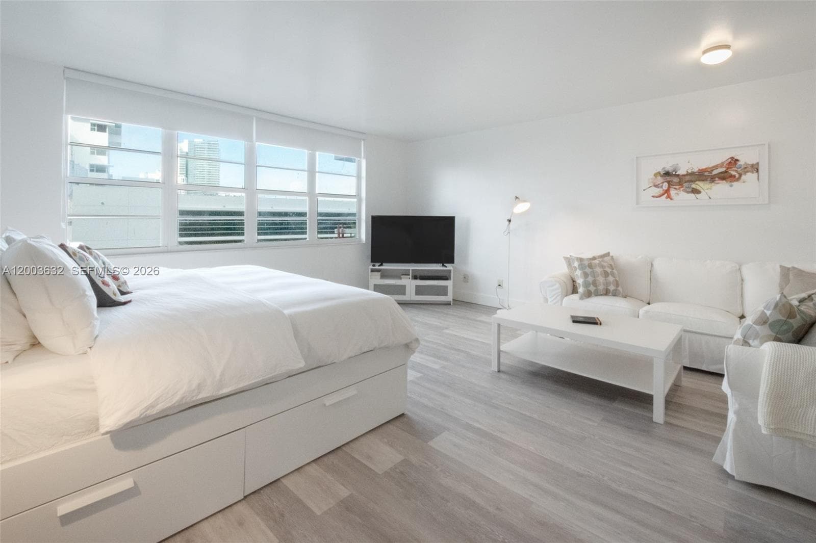 100 Lincoln Rd 439 photo 2