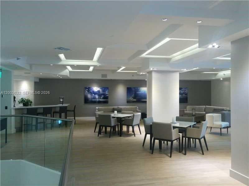 100 Lincoln Rd 439 photo 17