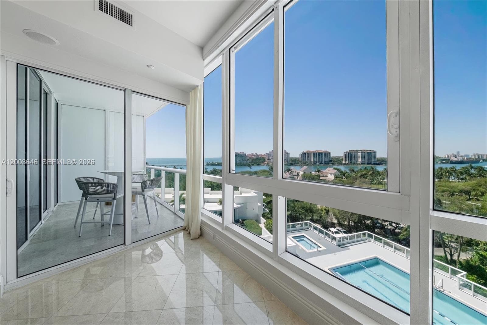 100 Pointe Dr 702 photo 22