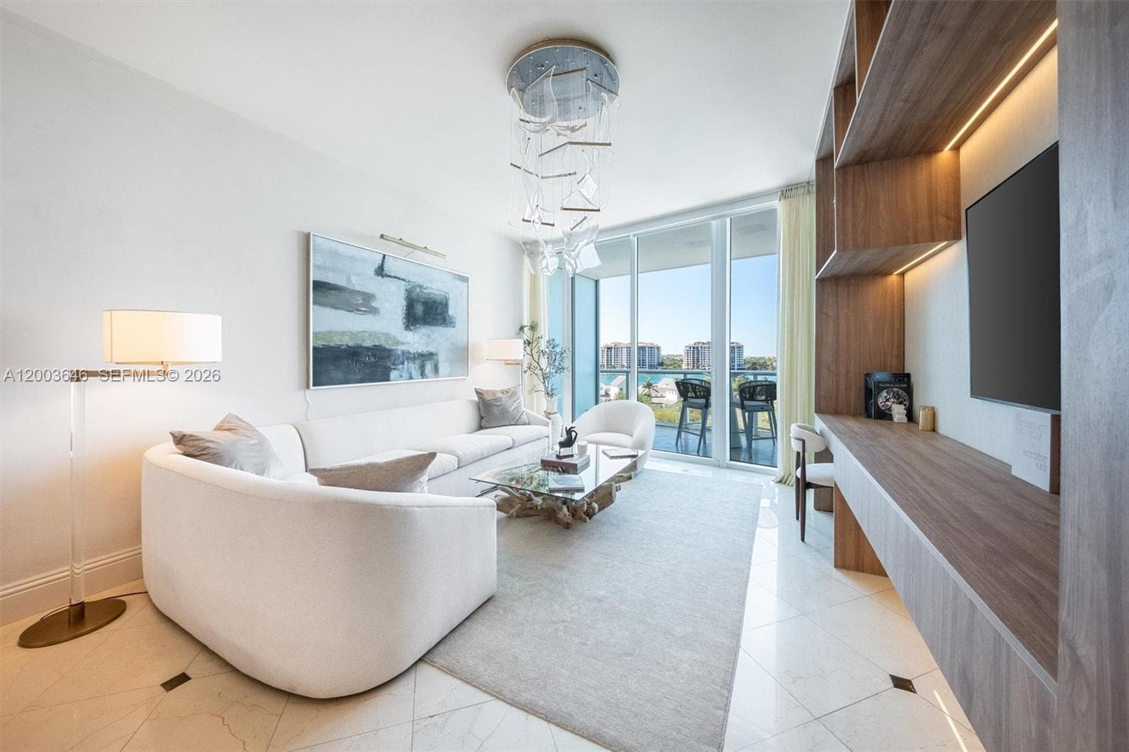 100 Pointe Dr 702 photo 7