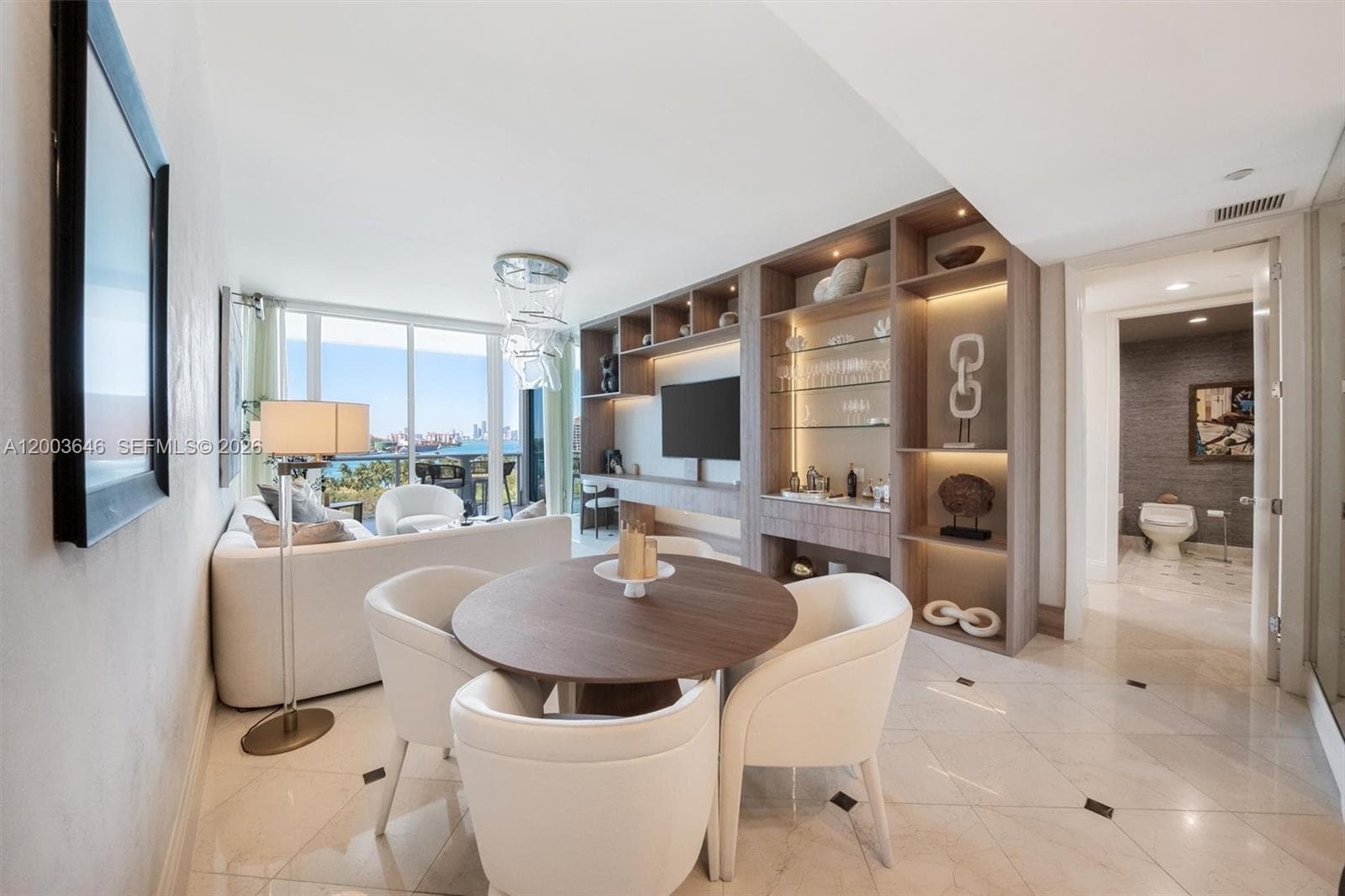 100 Pointe Dr 702 photo 1