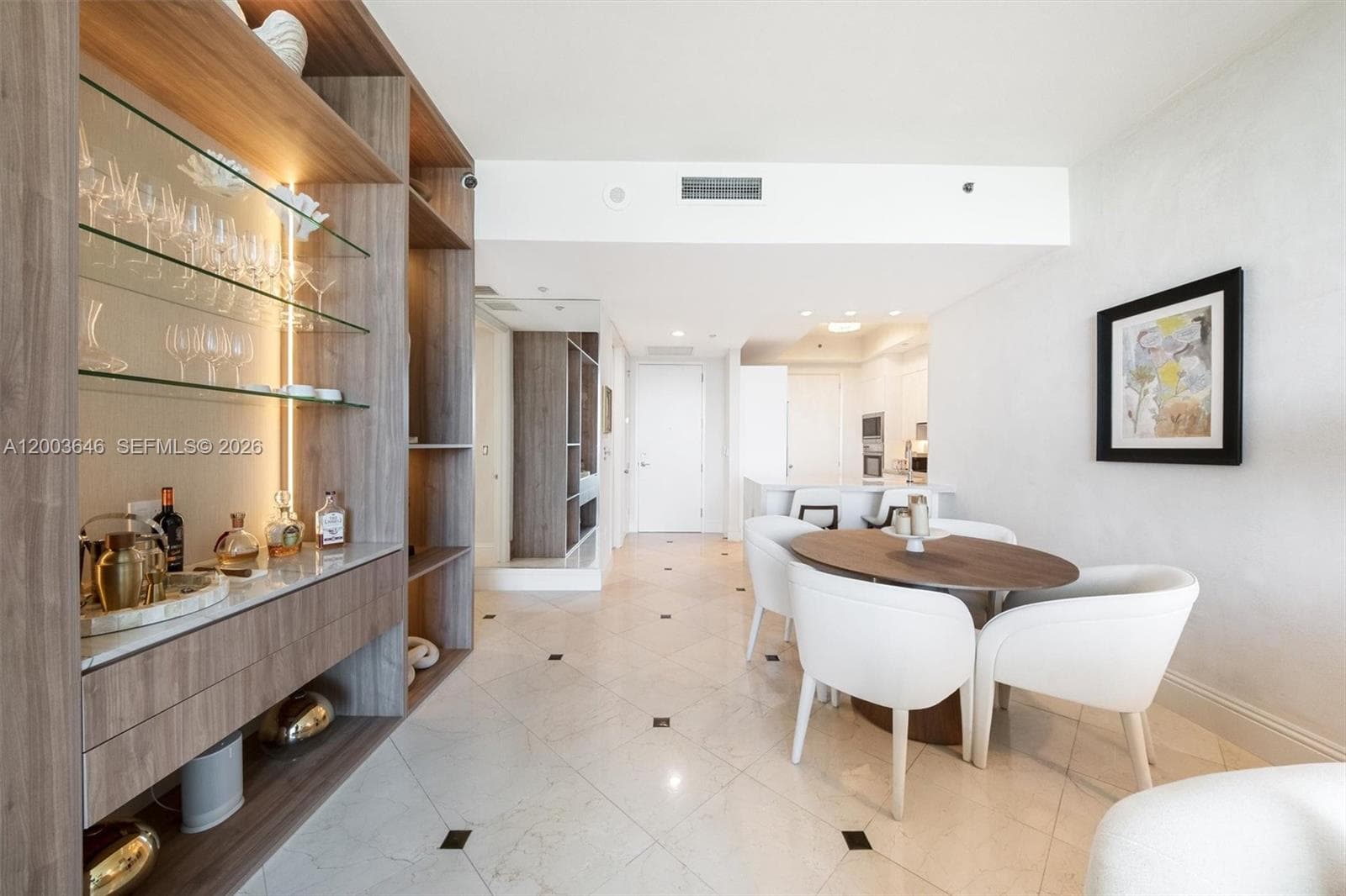 100 Pointe Dr 702 photo 5