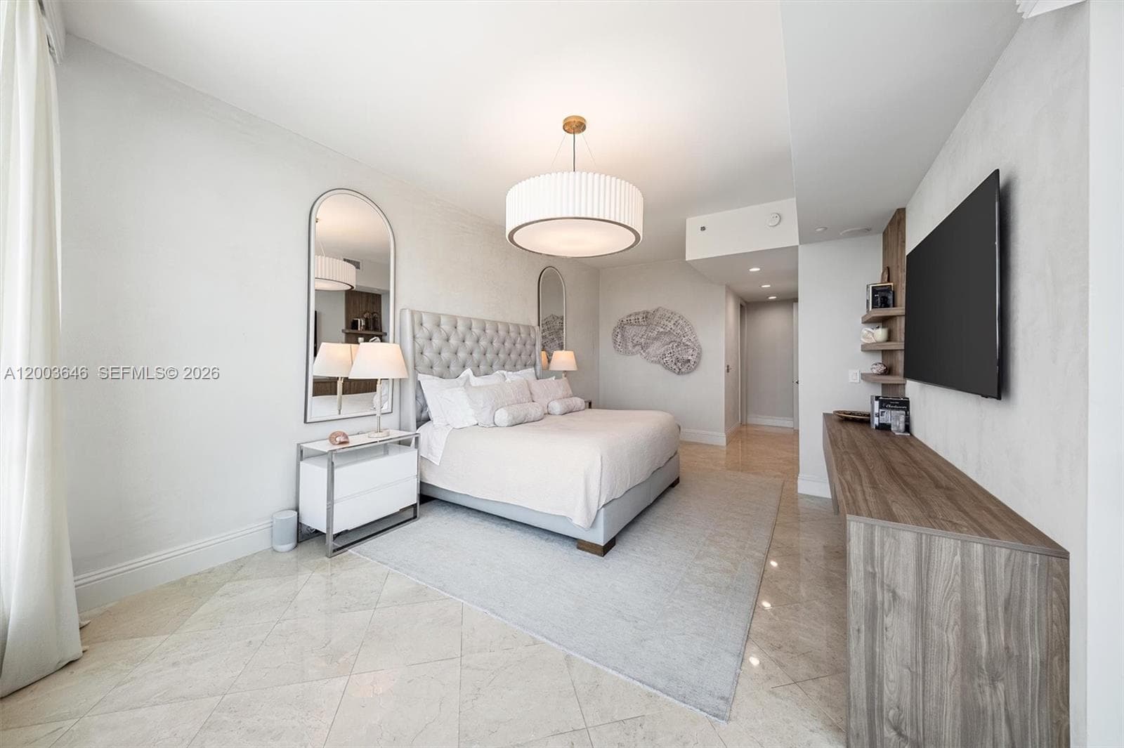 100 Pointe Dr 702 photo 20