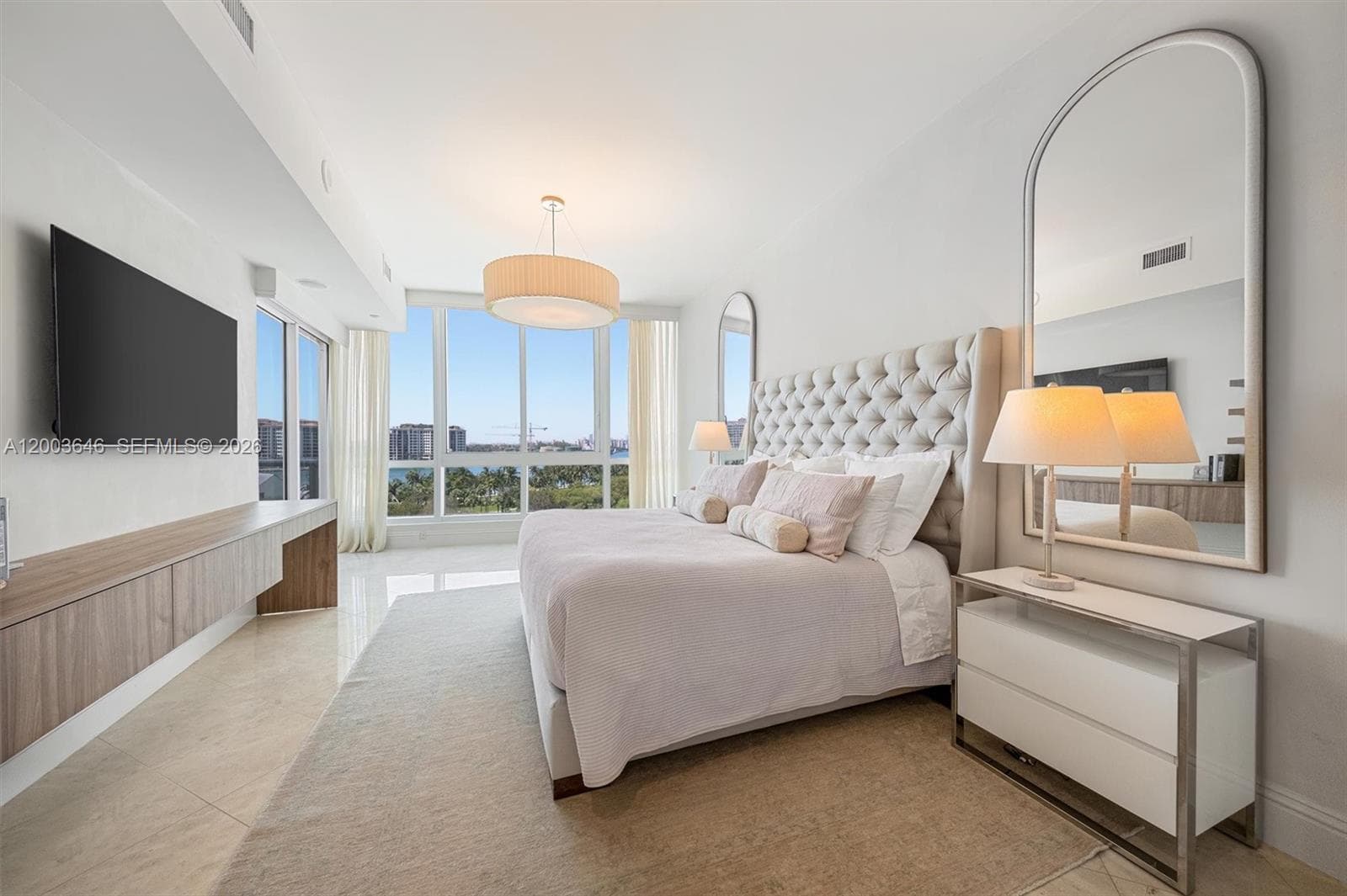 100 Pointe Dr 702 photo 18