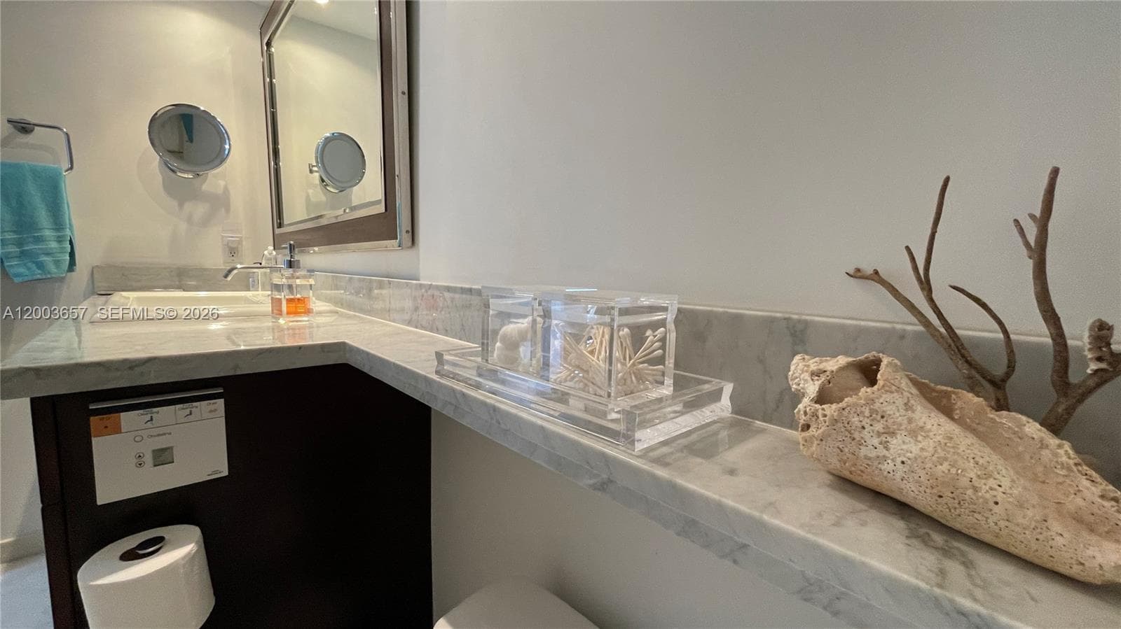 5701 Collins Ave 1714 photo 11