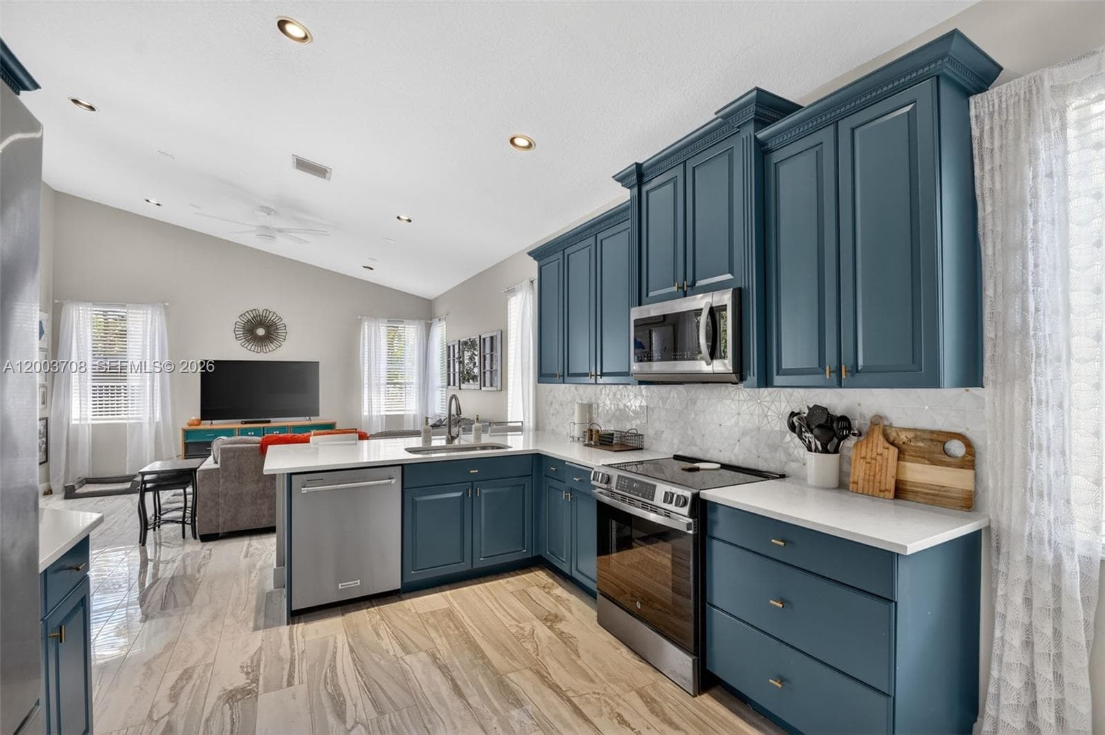 7579 Via Luria photo 17