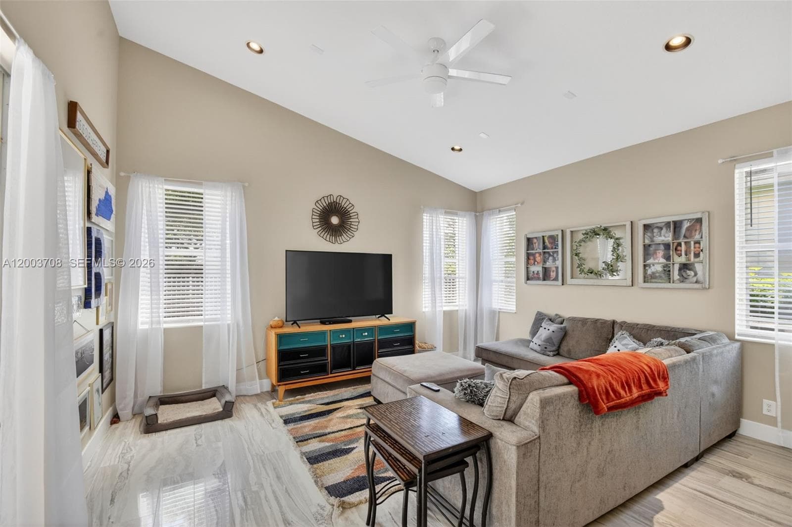 7579 Via Luria photo 22