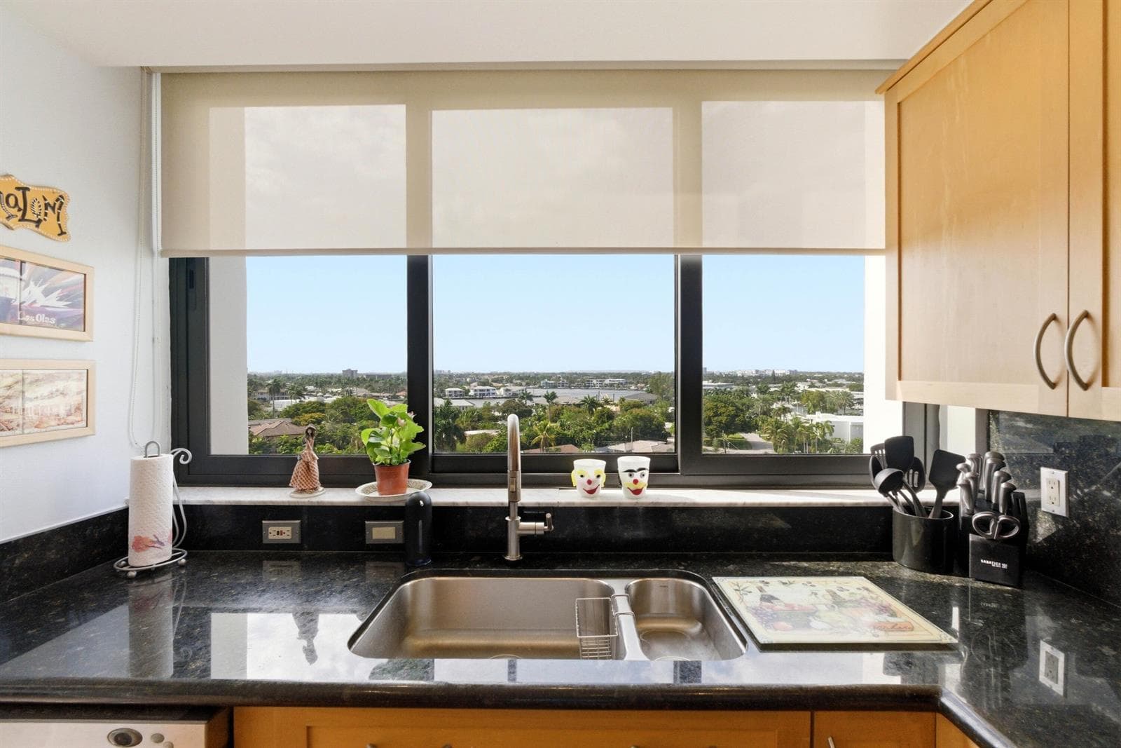 1361 South Ocean 808 photo 16