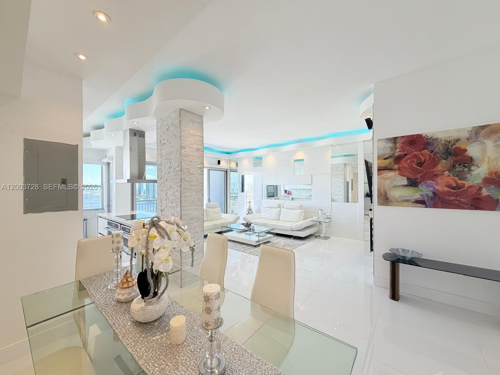 18041 BISCAYNE BLVD PH01 photo 2