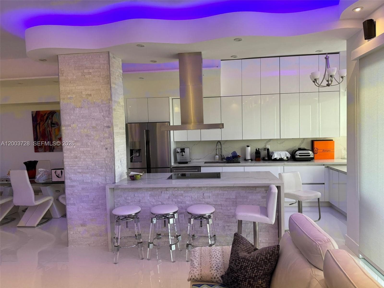 18041 BISCAYNE *MARINA & CONDO COMBO PH01 photo 2